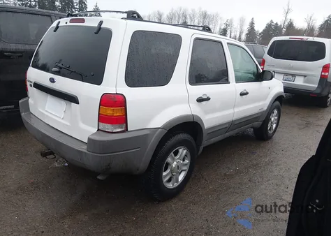 2001 Ford Escape Xlt from USA, damaged, VIN 1FMYU03121KF44755